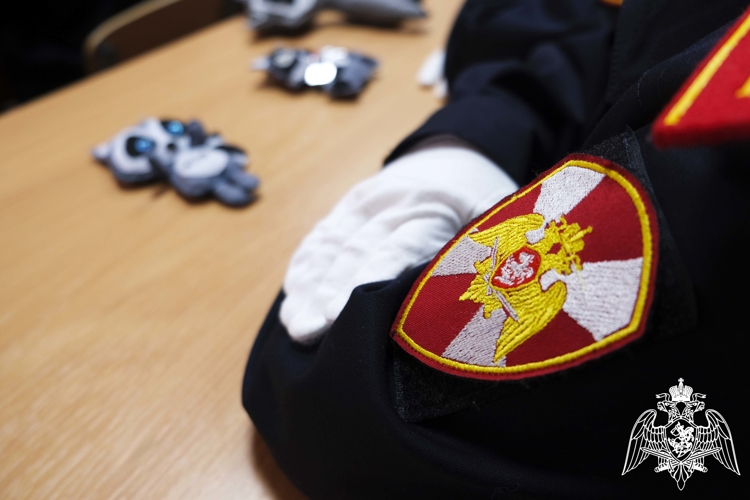 В Херсонской области росгвардейцы объединили кадет двух регионов в преддверии знаковых дат