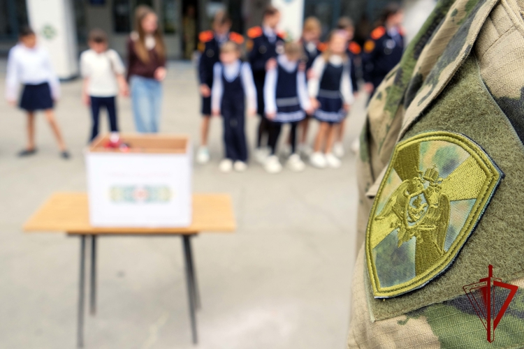 В Херсонской области ученики подшефного класса Росгвардии получили подарки из Уфы