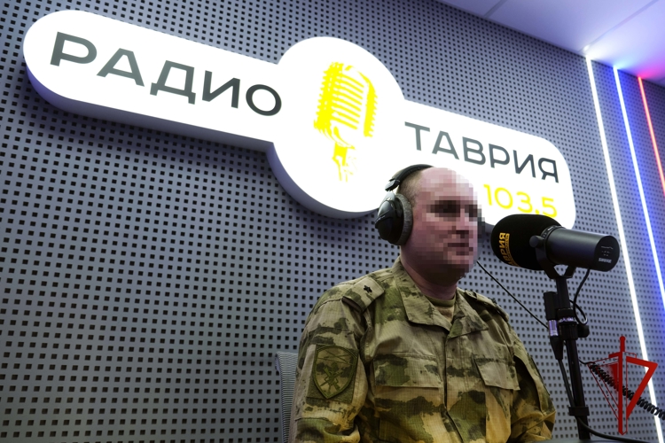 Росгвардеец рассказал в прямом эфире о службе и поддержке жителей Херсонской области